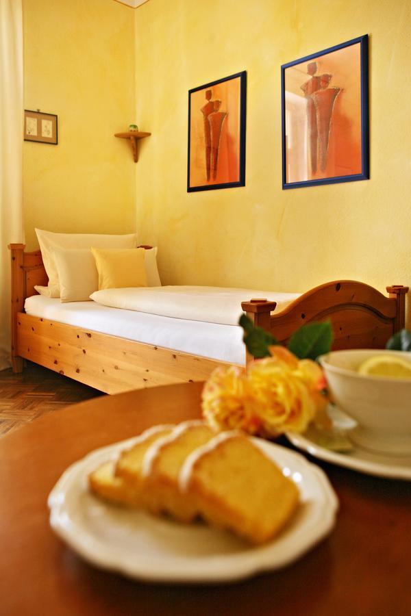 Rhoen Hotel Waldcafe St. Georg Staatsbad Brückenau Dış mekan fotoğraf